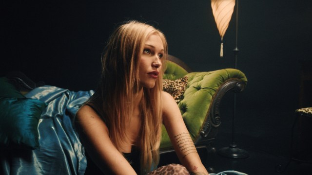 Grace VanderWaal Returns With Intimate New Single “Prettier”