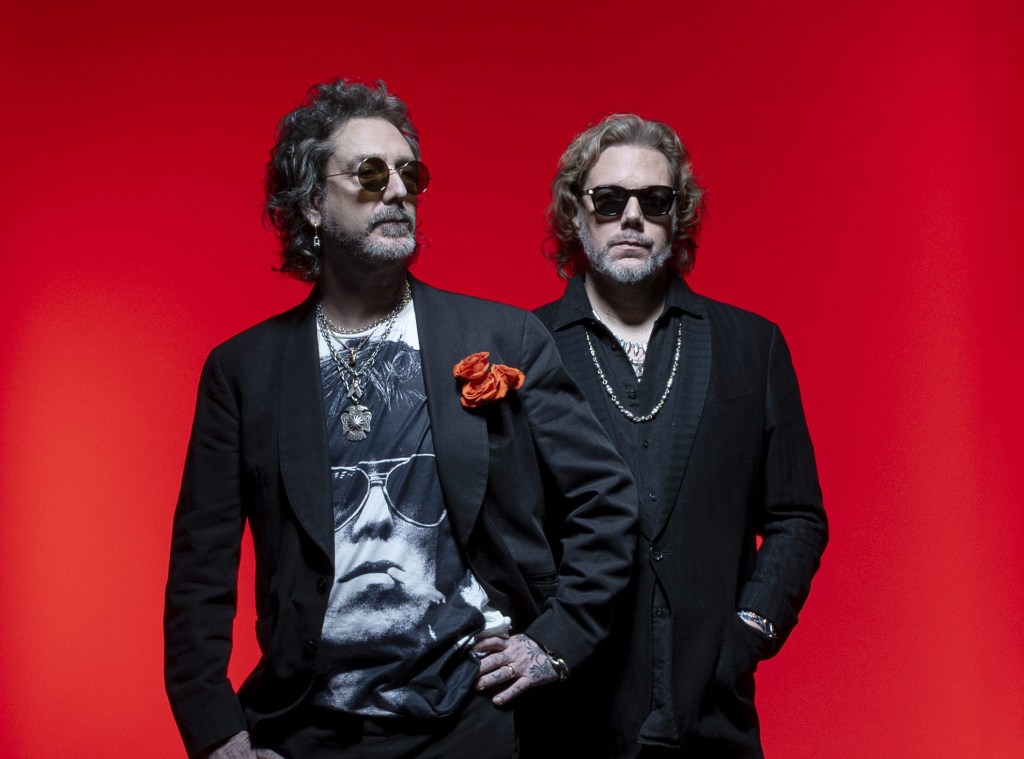 Hit Parader Legend Interview: The Black Crowes In Fighting Form On Brilliant New Record 