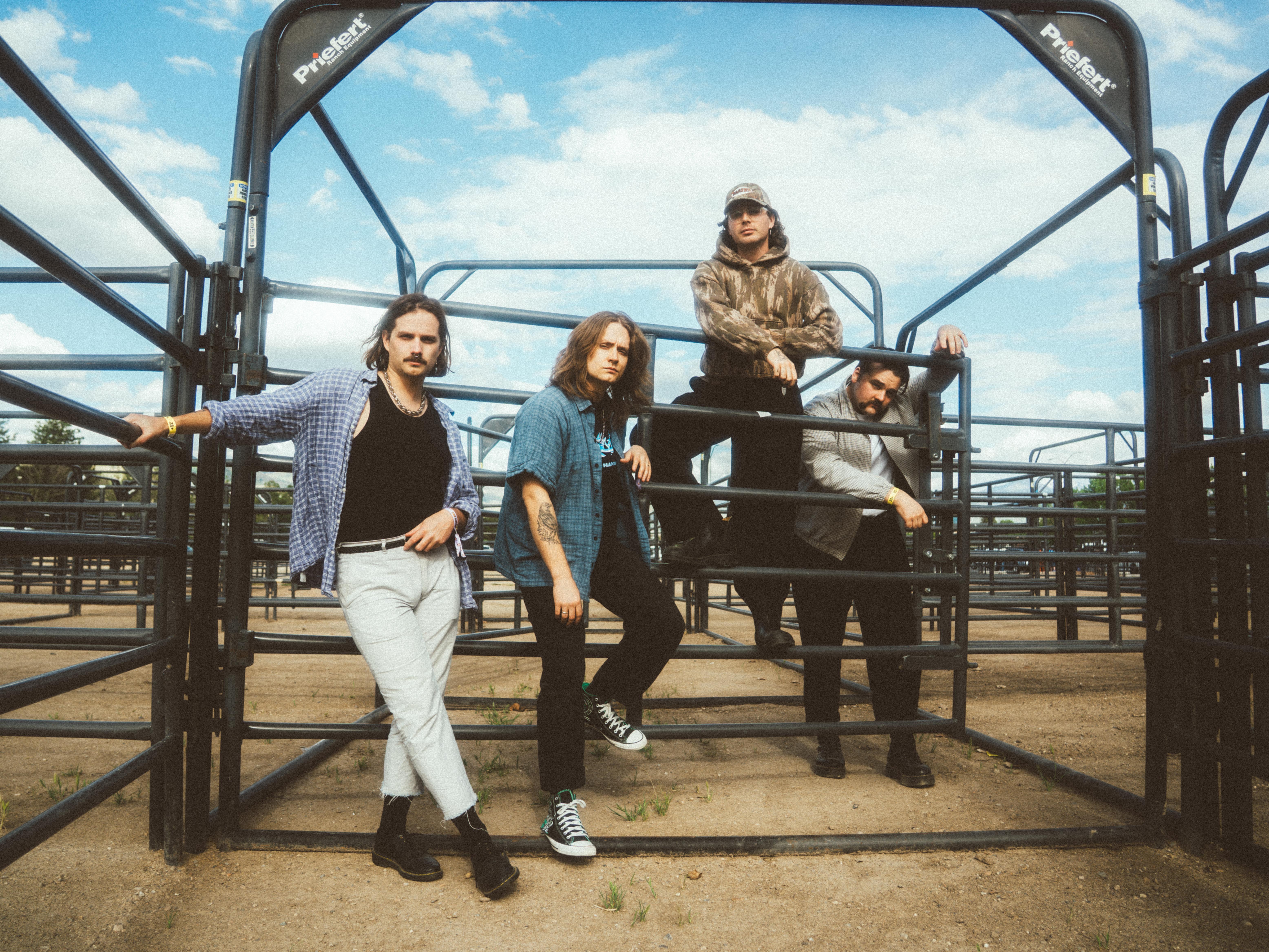 Isaac Rader Vacations: Bringing the Scene With Them - Hit Parader